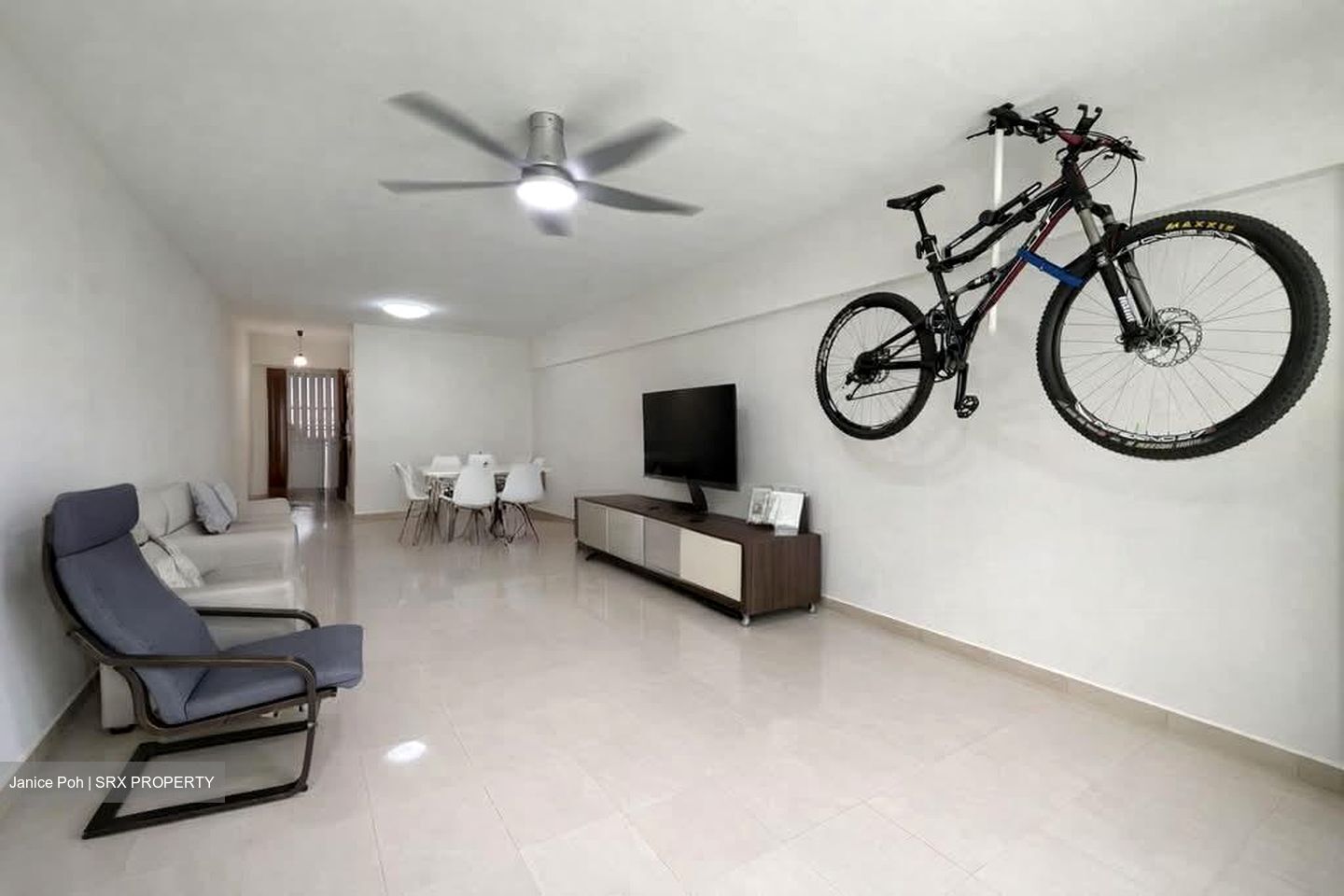 Blk 135 Edgedale Plains (Punggol), HDB 5 Rooms #556978141